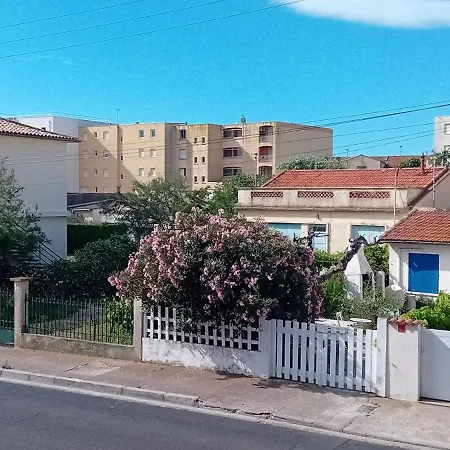 Pti Paradis Apartment